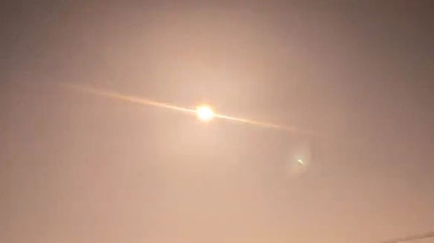 El meteoro llegó a la Tierra exactamente a las 23.59 y muchas personas pudieron verlo en el noroeste de Francia y sur de Inglaterra.