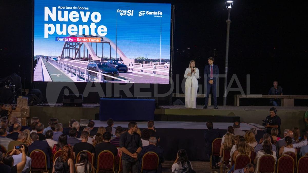 Con un gran evento, se realizó la apertura de sobres del nuevo puente Santa Fe - Santo Tomé. Con un gran evento, se realizó la apertura de sobres del nuevo puente Santa Fe - Santo Tomé.