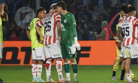 Thiago Cardozo le pidió disculpas a la gente de Unión. Thiago Cardozo le pidió disculpas a la gente de Unión.