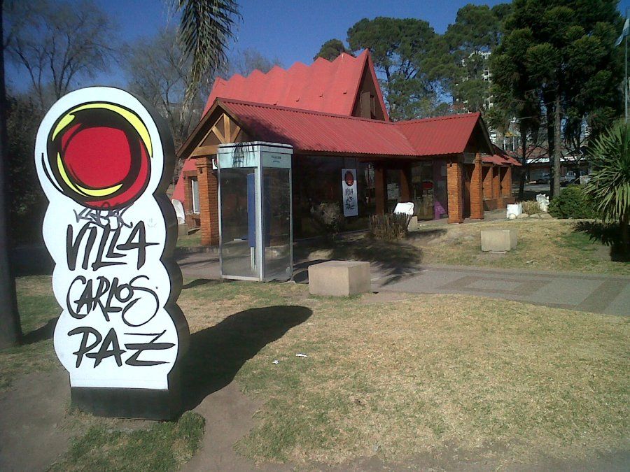 Turistas estafados en Carlos Paz: pagaron una seña por una casa que ya está alquilada