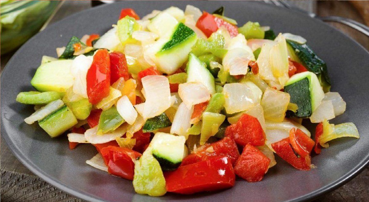 Verduras salteadas en aceite de oliva