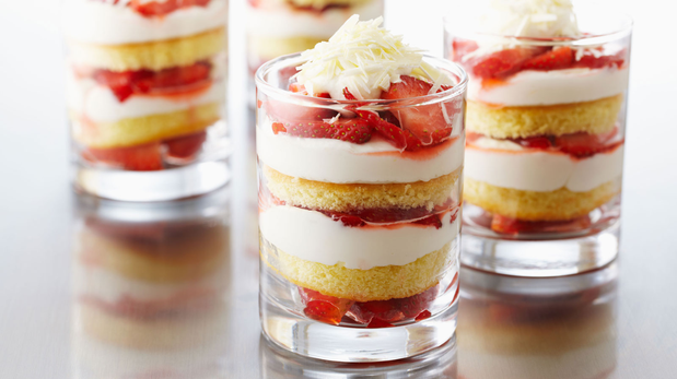 Trifle de frutilla: la receta sencilla y rápida para preparar el mejor postre en casa