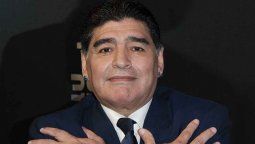 A un año de la muerte de Diego Maradona, en los tribunales se libra una batalla judicial que suma capítulos todas las semanas. Quién fue responsable por la muerte del astro, hay culpables, qué sucedió en sus últimos días con vida.