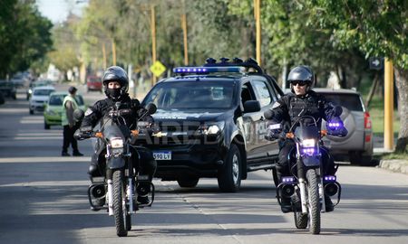 En estos momentos se analiza qué armamento se comprará para reequipar a la Policía de Santa Fe. En estos momentos se analiza qué armamento se comprará para reequipar a la Policía de Santa Fe.