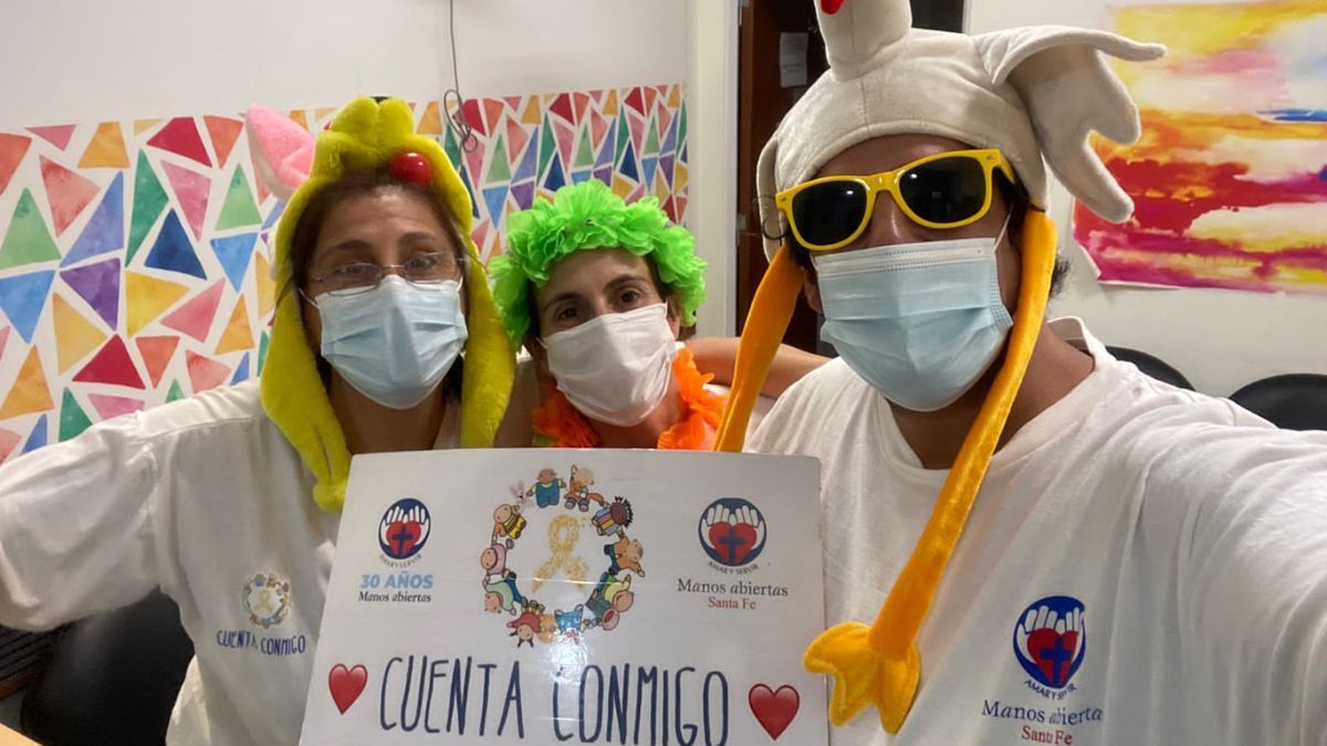 Esta obra de amor tiene sus desafíos porque los chicos no salen de la habitación y los voluntarios no pueden entrar, salvo en situaciones especiales. Esta obra de amor tiene sus desafíos porque los chicos no salen de la habitación y los voluntarios no pueden entrar, salvo en situaciones especiales.