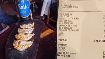 Fue a Doña Salta, pidió empanadas de carne y mostró el ticket final