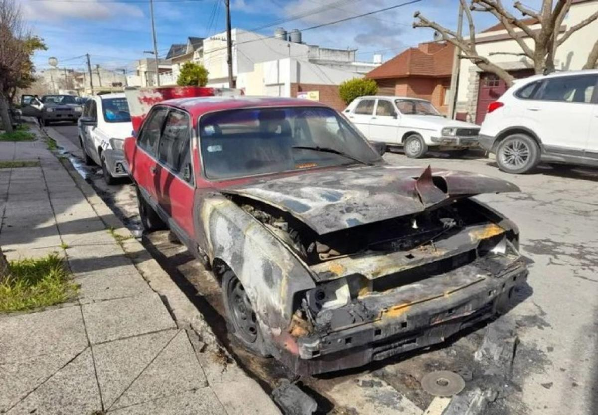 Acordó permutar su auto