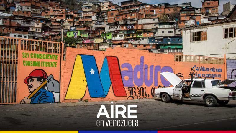 Por las calles de Caracas, muchas ciudades juntas