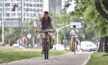 La Municipalidad recibirá asistencia técnica para la implementación de una ciclovía a ambos lados del cantero central de Gorriti en un tramo de 3,3 km La Municipalidad recibirá asistencia técnica para la implementación de una ciclovía a ambos lados del cantero central de Gorriti en un tramo de 3,3 km