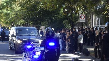 En Rosario, también hubo un homenaje al policía.