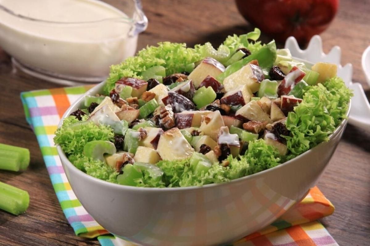 Cómo hacer ensalada waldorf: la receta que no falla para un acompañamiento fresco Cómo hacer ensalada waldorf: la receta que no falla para un acompañamiento fresco