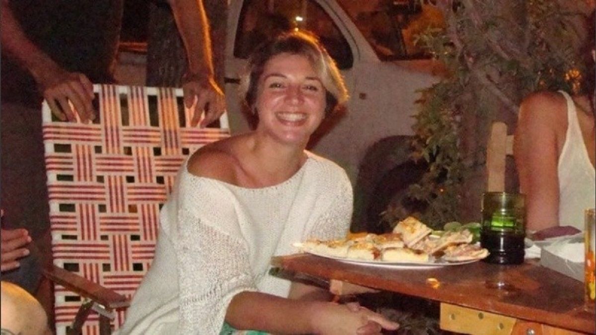 Tras el crimen de Florencia Gómez, se hicieron múltiples medidas para identificar al autor. Sin embargo, el femicida sigue impune. Tras el crimen de Florencia Gómez, se hicieron múltiples medidas para identificar al autor. Sin embargo, el femicida sigue impune.