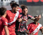 Clausurarán el estadio de Chacarita tras el asesinato de un hincha en el estadio. Clausurarán el estadio de Chacarita tras el asesinato de un hincha en el estadio.