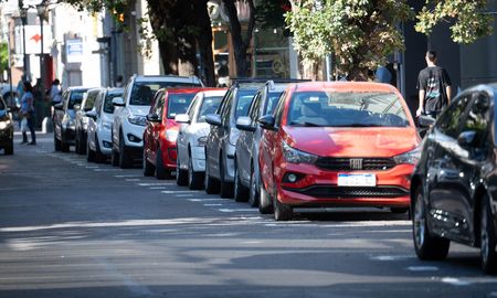 Las dársenas ya están pintadas y el Nuevo Seom comienza a regir el 6 de abril, pero la app ya está disponible para descargar en los dispositivos móviles. Las dársenas ya están pintadas y el Nuevo Seom comienza a regir el 6 de abril, pero la app ya está disponible para descargar en los dispositivos móviles.