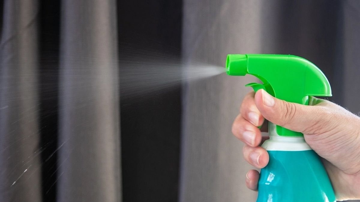 Prohíben un desinfectante que afirma que elimina el coronavirus y que se vendía por Mercado Libre