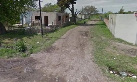 la plata: asesinan a un adolescente a quien acusaron de robar una moto la plata: asesinan a un adolescente a quien acusaron de robar una moto
