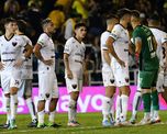 El Club Atlético Colón enfrenta a Arsenal en uno de sus últimas chances por clasificar a la segunda fase de la Copa de la Liga. El Club Atlético Colón enfrenta a Arsenal en uno de sus últimas chances por clasificar a la segunda fase de la Copa de la Liga.