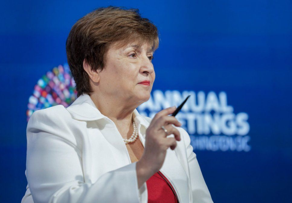 La directora del FMI felicitó a Alberto Fernández y dijo que espera colaborar con él