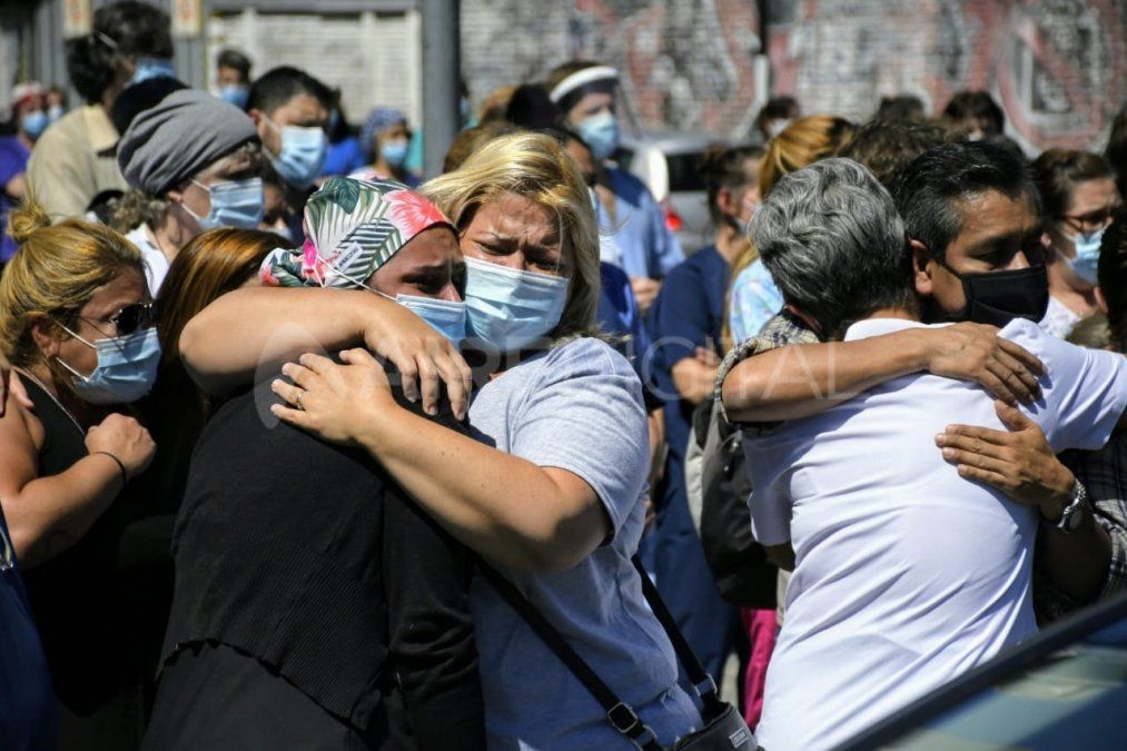 Triste despedida a una enfermera del Heca que murió por coronavirus