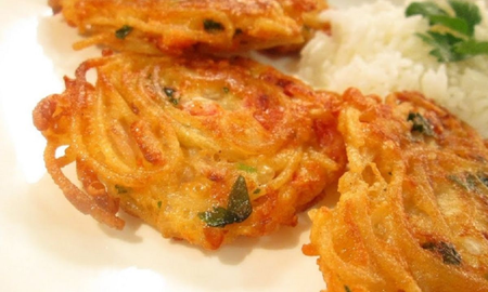 Buñuelos de fideos sencillos y deliciosos: la receta ideal para usar las sobras Buñuelos de fideos sencillos y deliciosos: la receta ideal para usar las sobras