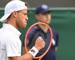 Diego Schwartzman venció a Benoit Paire y avanzó a segunda ronda de Wimbledon, donde enfrentará a Liam Broady.