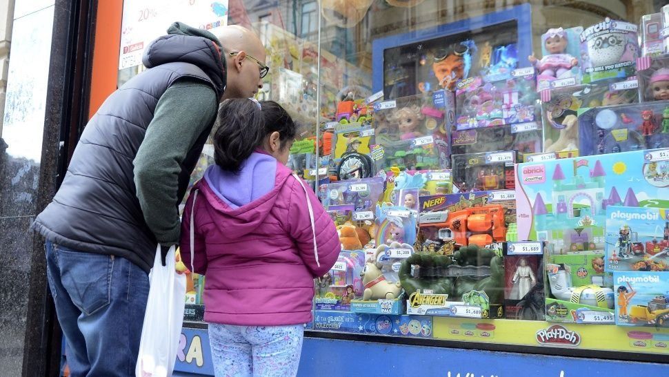 Las ventas de juguetes en Argentina cayeron 5
