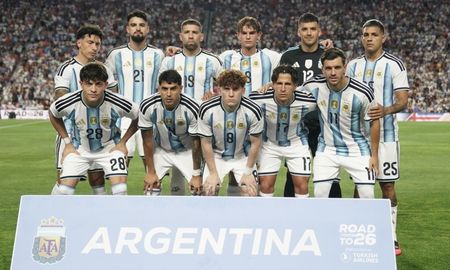 Argentina le gana 1 a 0 a Islandia con gol de Barco. Argentina le gana 1 a 0 a Islandia con gol de Barco.