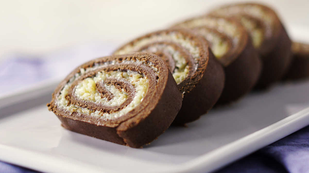 El pionono de chocolate es una opción perfecta para cualquier ocasión, desde fiestas de cumpleaños hasta reuniones familiares. El pionono de chocolate es una opción perfecta para cualquier ocasión, desde fiestas de cumpleaños hasta reuniones familiares.