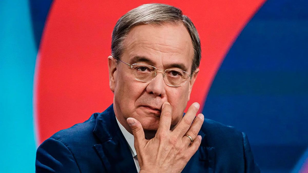 Armin Laschet convocó a los demás partidos alemanes a forjar una coalición “contra un gobierno de izquierda”.