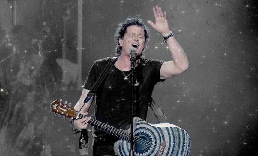 Carlos Vives se comprometió a ayudar a una mujer que desistió de la eutanasia