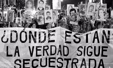 Máximo Reina, sociólogo de la UBA, destaca un dato generacional clave: el 74% de la población actual tiene menos de 50 años, lo que significa que la gran mayoría no vivió el proceso como adultos. Máximo Reina, sociólogo de la UBA, destaca un dato generacional clave: el 74% de la población actual tiene menos de 50 años, lo que significa que la gran mayoría no vivió el proceso como adultos.