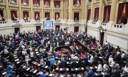 El vicejefe de Gabinete, José Rolandi, se reunirá este lunes a las 17 con los bloques dialoguistas para enhebrar un acuerdo. El vicejefe de Gabinete, José Rolandi, se reunirá este lunes a las 17 con los bloques dialoguistas para enhebrar un acuerdo.