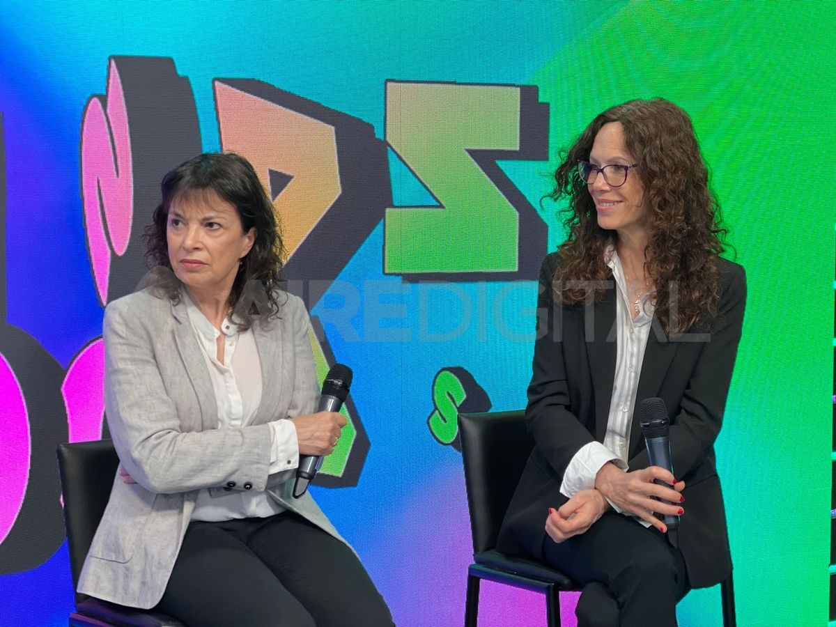 Alejandra Conti y Mariel Fitz Patrick visitaron los estudios de AIRE.