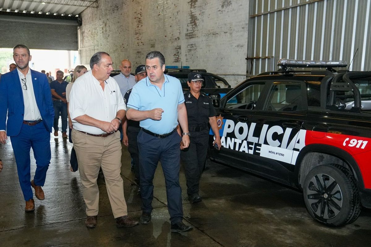 Seguridad: Provincia puso en funcionamiento una nueva base de relevo para los patrulleros en Santa Fe. Seguridad: Provincia puso en funcionamiento una nueva base de relevo para los patrulleros en Santa Fe.