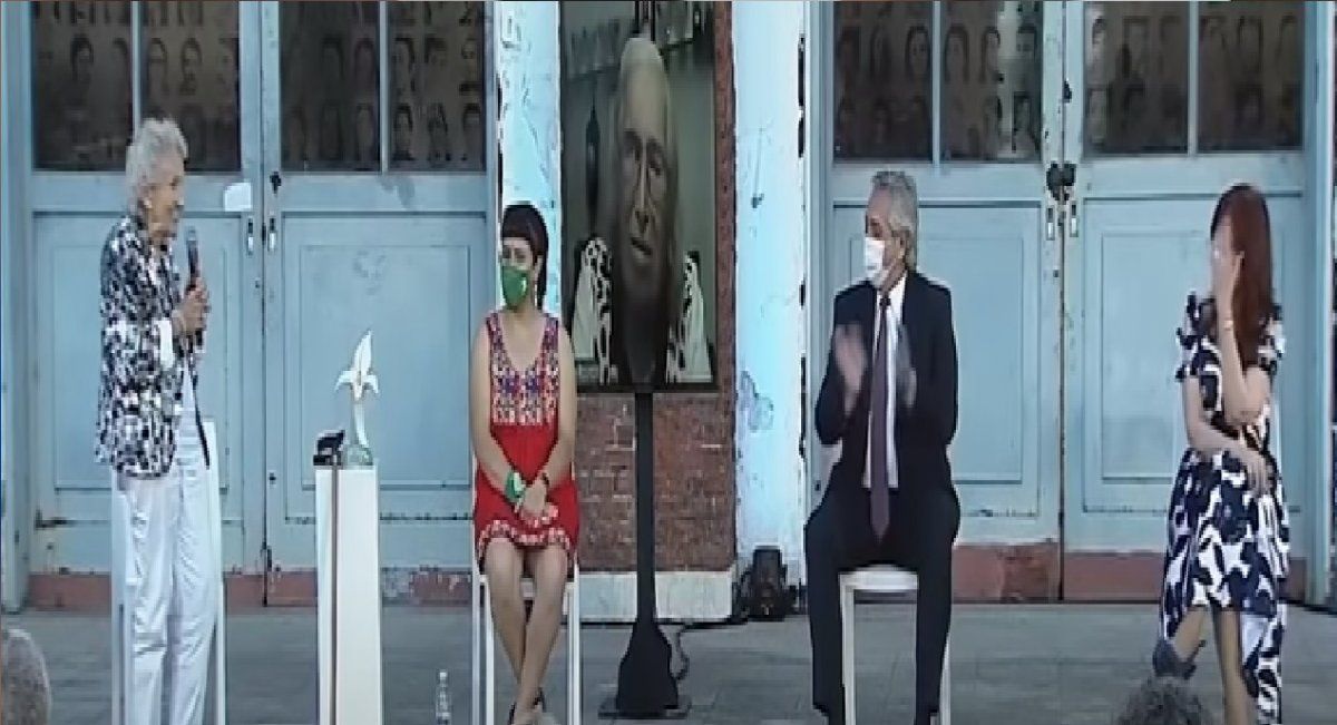 En el programa de Feinmann le dijeron vieja pelot... a Lita Boitano por decir compañeres&nbsp;