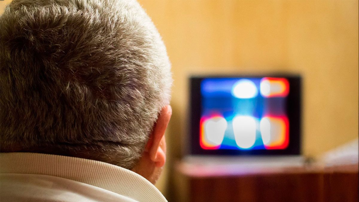 Video: así cura este predicador el coronavirus por tele