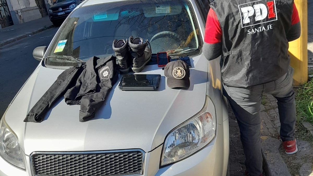 Detuvieron a un hombre que se hacía pasar por policía para robar en el macrocentro de Santa Fe.
