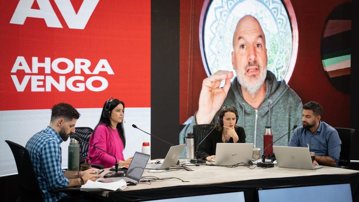 Los prestigiosos columnistas, como Andrés Repetto (experto en temas internacionales), son otro punto fuerte de la programación de AIRE.