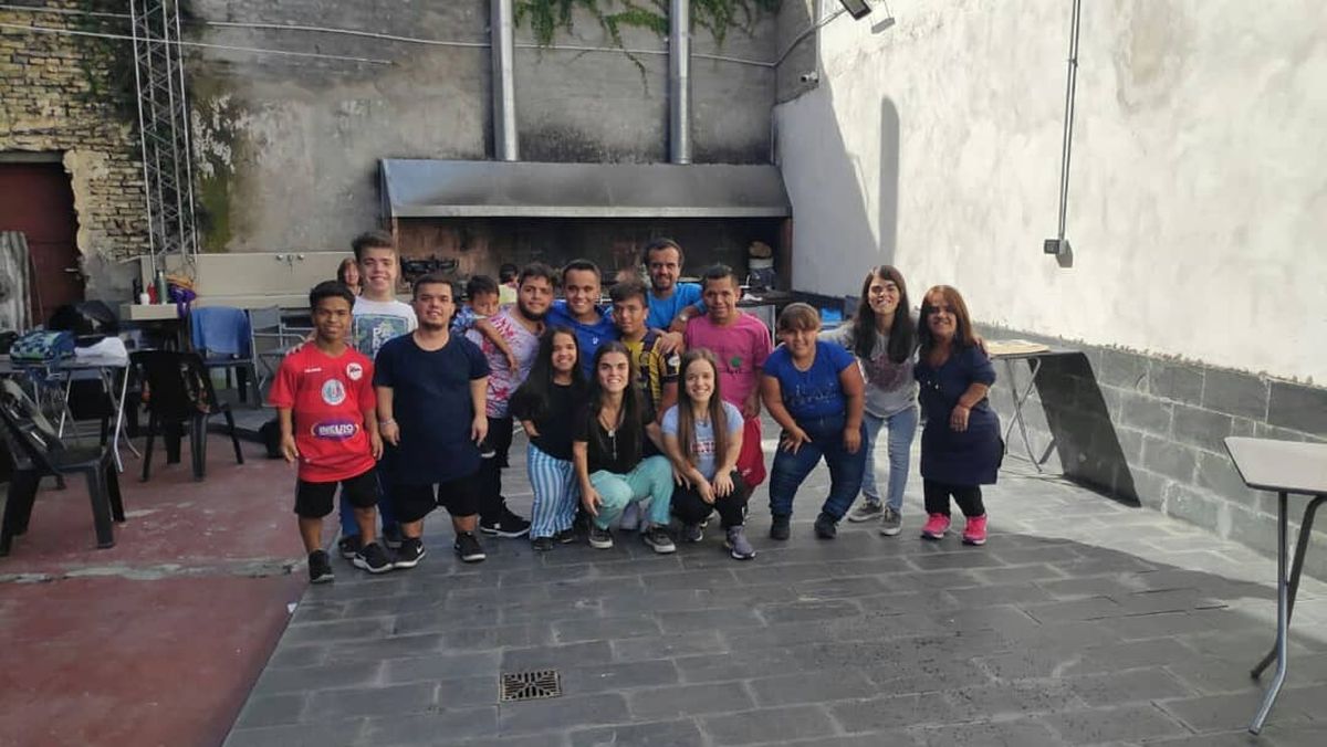 La Cámara de Diputados de Santa Fe otorgó media sanción a un proyecto de ley que busca garantizar condiciones de accesibilidad para personas con talla baja en espacios e instituciones públicas de la provincia.&nbsp;