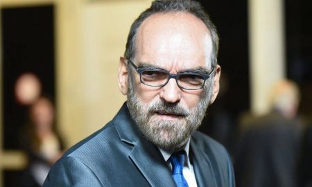 El Gobierno nacional firmó un decreto para designar oficialmente a Fernando Iglesias como representante argentino ante la Unión Europea, que tiene sede en Bruselas. El Gobierno nacional firmó un decreto para designar oficialmente a Fernando Iglesias como representante argentino ante la Unión Europea, que tiene sede en Bruselas.