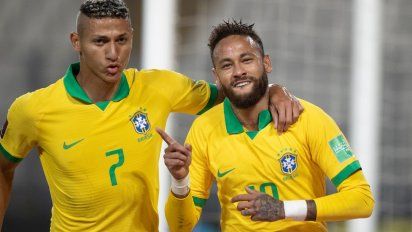 Brasil venció a Perú en Lima con un Neymar estelar