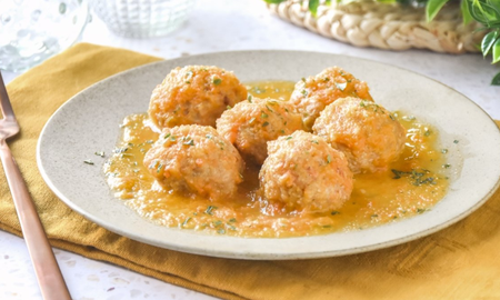 Albóndigas de pollo bajas en grasa. Albóndigas de pollo bajas en grasa.