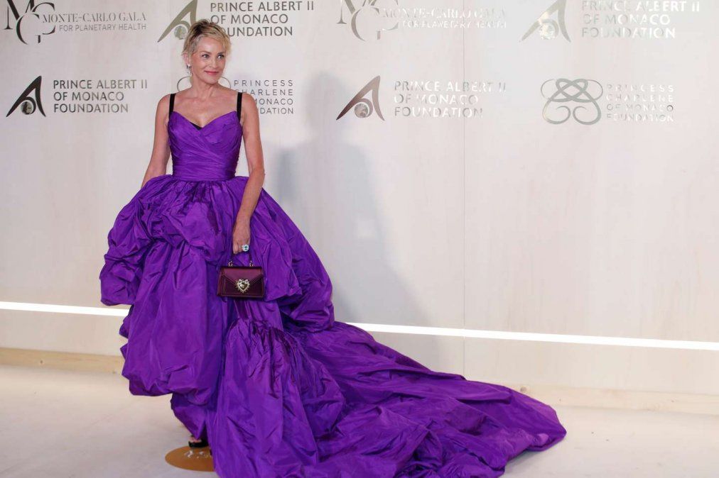 Sharon en Mónaco por Dolce & Gabbana. 