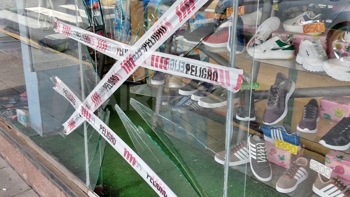 Los daños materiales superaron el valor de la mercadería robada.