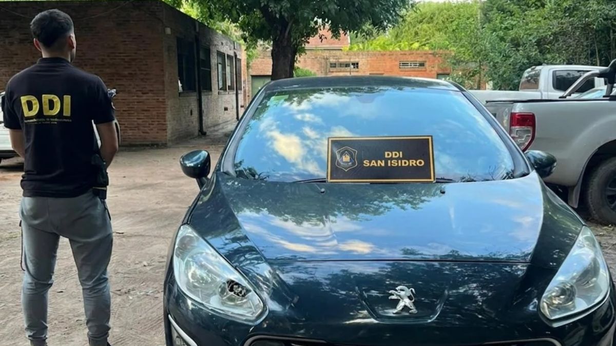 Tres barrabravas de Los Andes fueron detenidos por la DDI de San Isidro. DDI de San Isidro. Tres barrabravas de Los Andes fueron detenidos por la DDI de San Isidro. DDI de San Isidro.