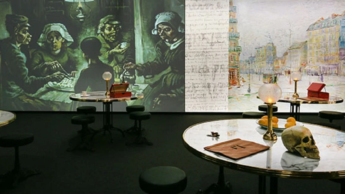Como iniciativa y proyecto original del Museo Van Gogh, la exposición en 3D propone un viaje sin escalas al mundo del pintor.