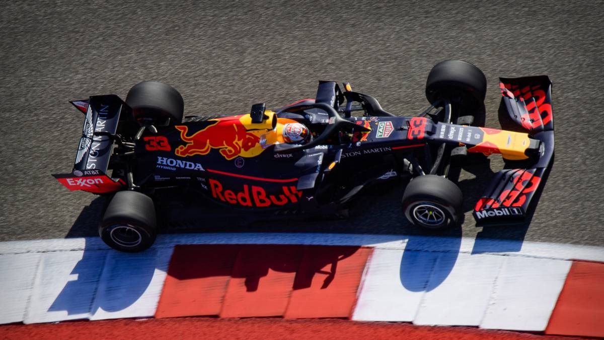 El holandés Verstappen logra el mejor tiempo en el primer entrenamiento del Gran Premio de EEUU