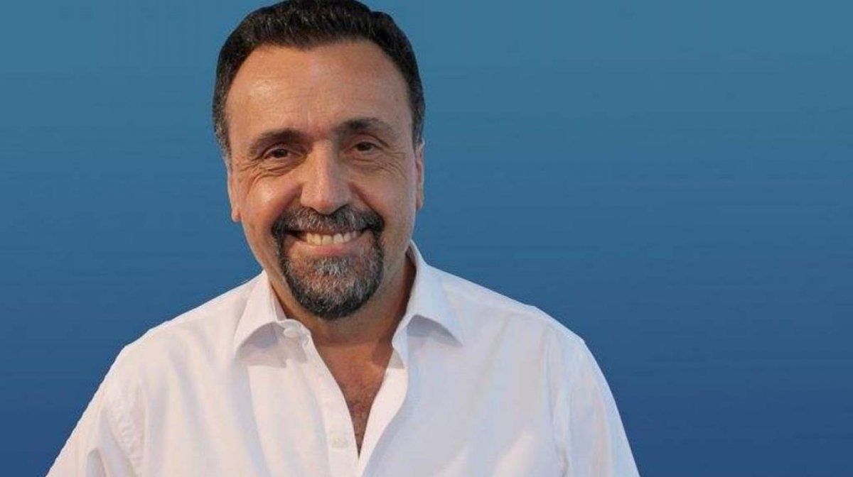 Roberto Navarro fue agredido a la salida de la radio