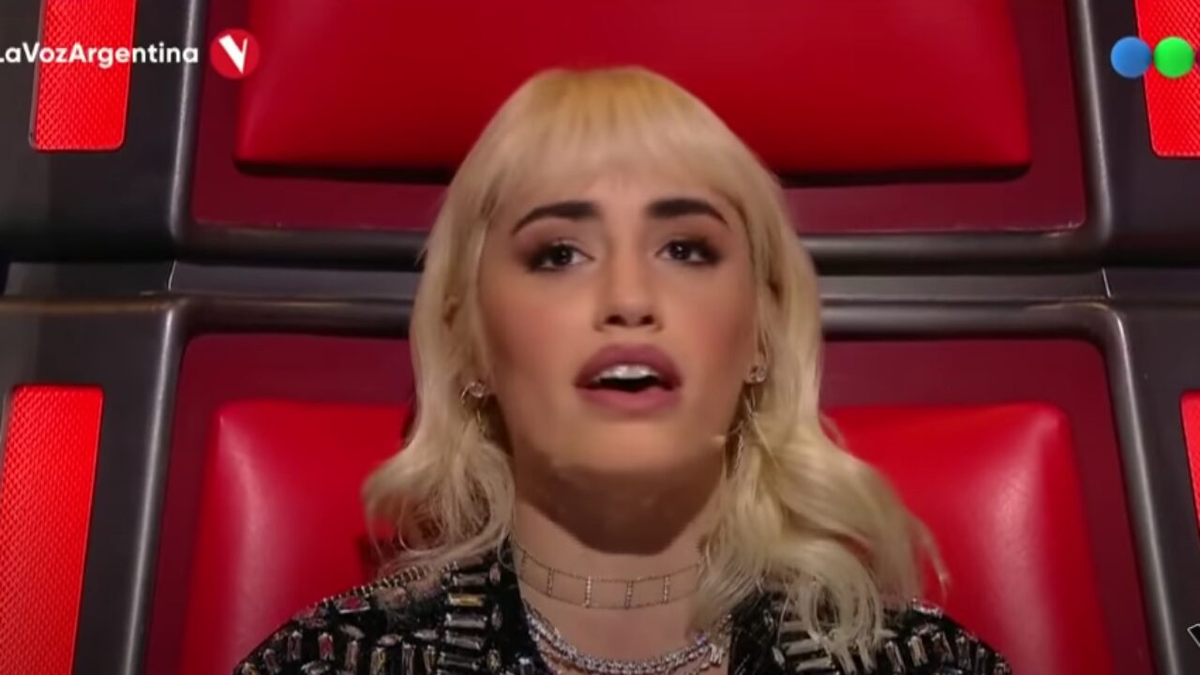 La Voz Argentina: Lali Espósito se emocionó tanto con una cantante que rodó  por el piso