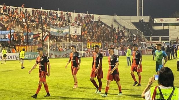 Colón quedó séptimo en la zona B de la Primera Nacional tras perder 1 a 0 ante San Telmo en el Brigadier López.
